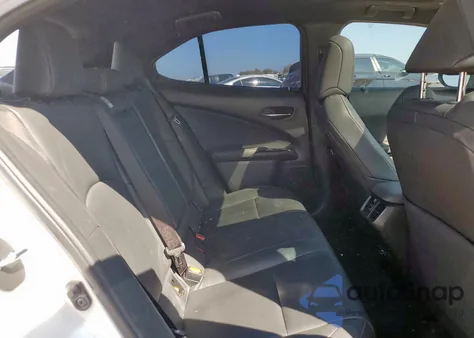 2022 Lexus Ux 200 Base из США, поврежденный, VIN JTHX3JBH9N2047522